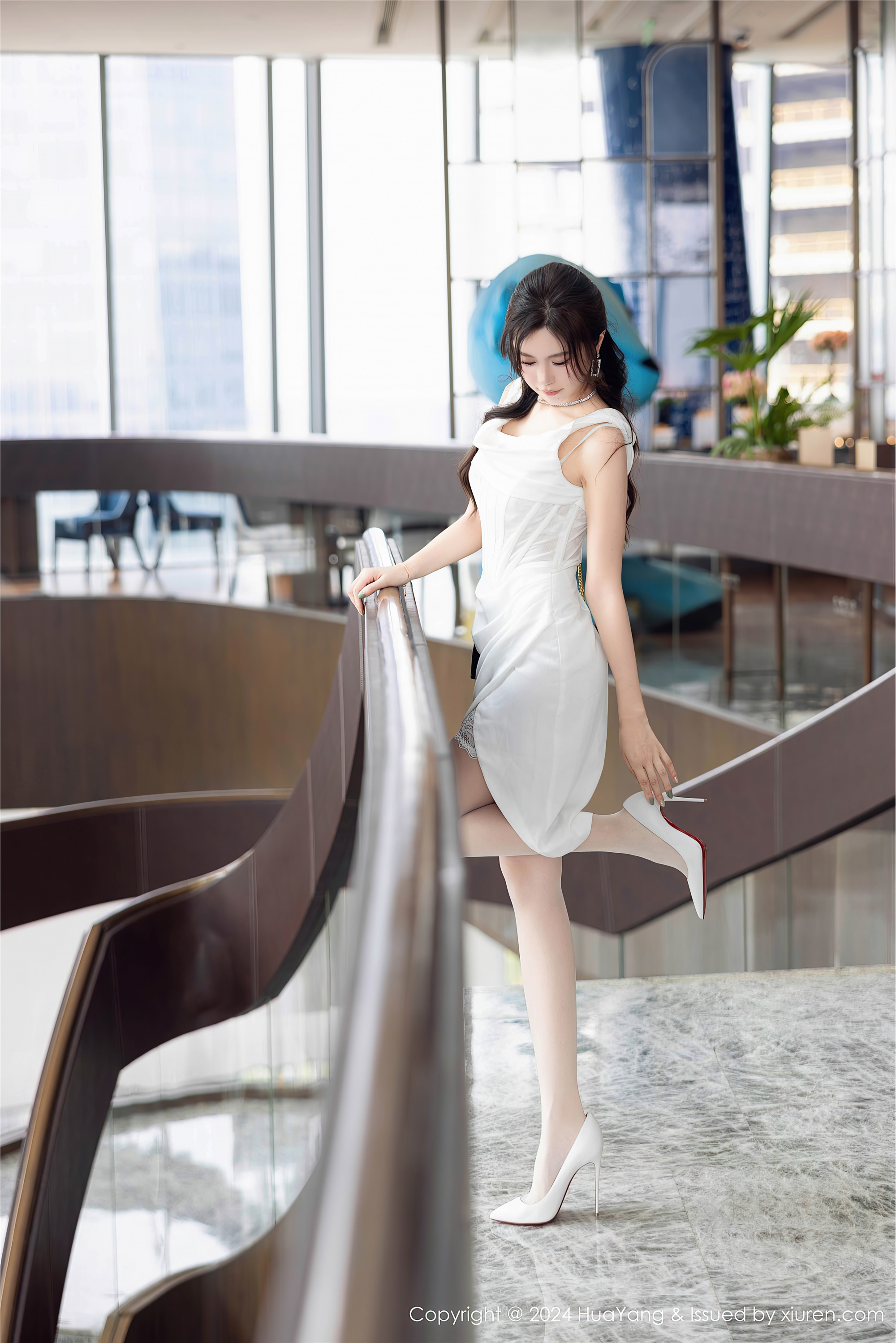 HuaYang花漾show 2024.10.12 VOL.612 绮里嘉ula